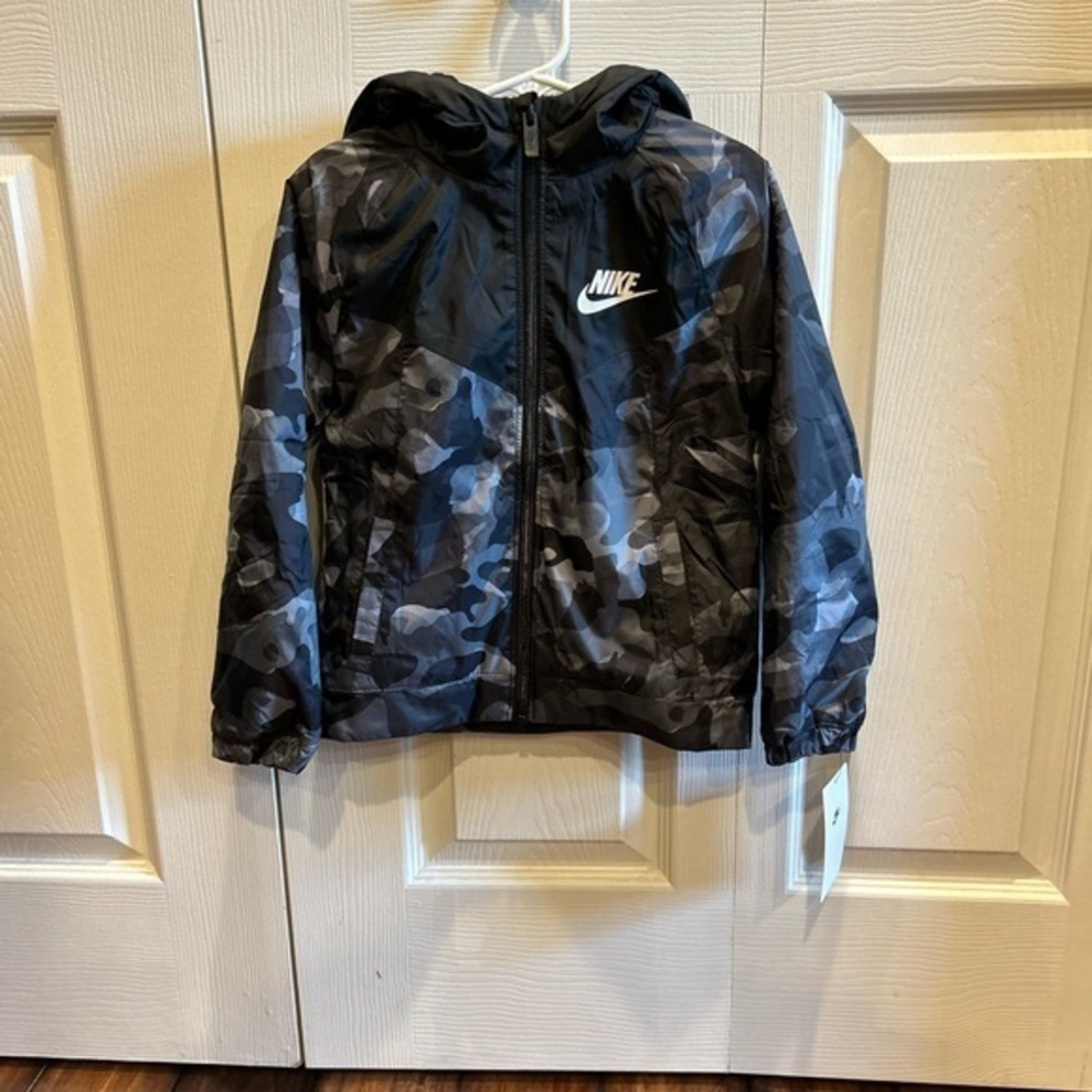 Nike kid’s fleece jacket hooded black camo vented waterproof size 4 NWT
